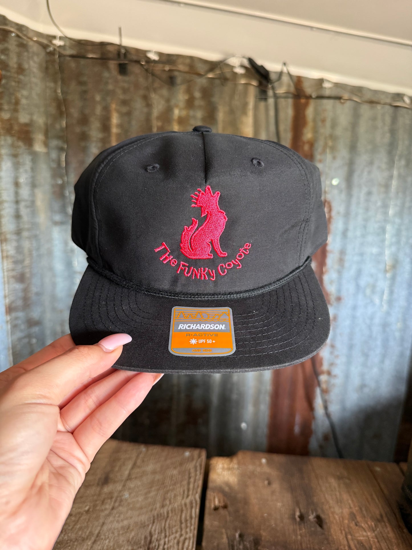 Logo Cap