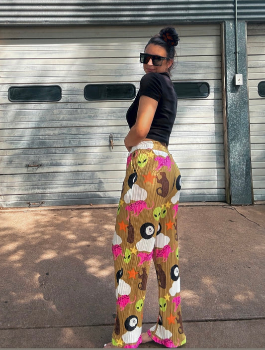 We Come In Peace Pants
