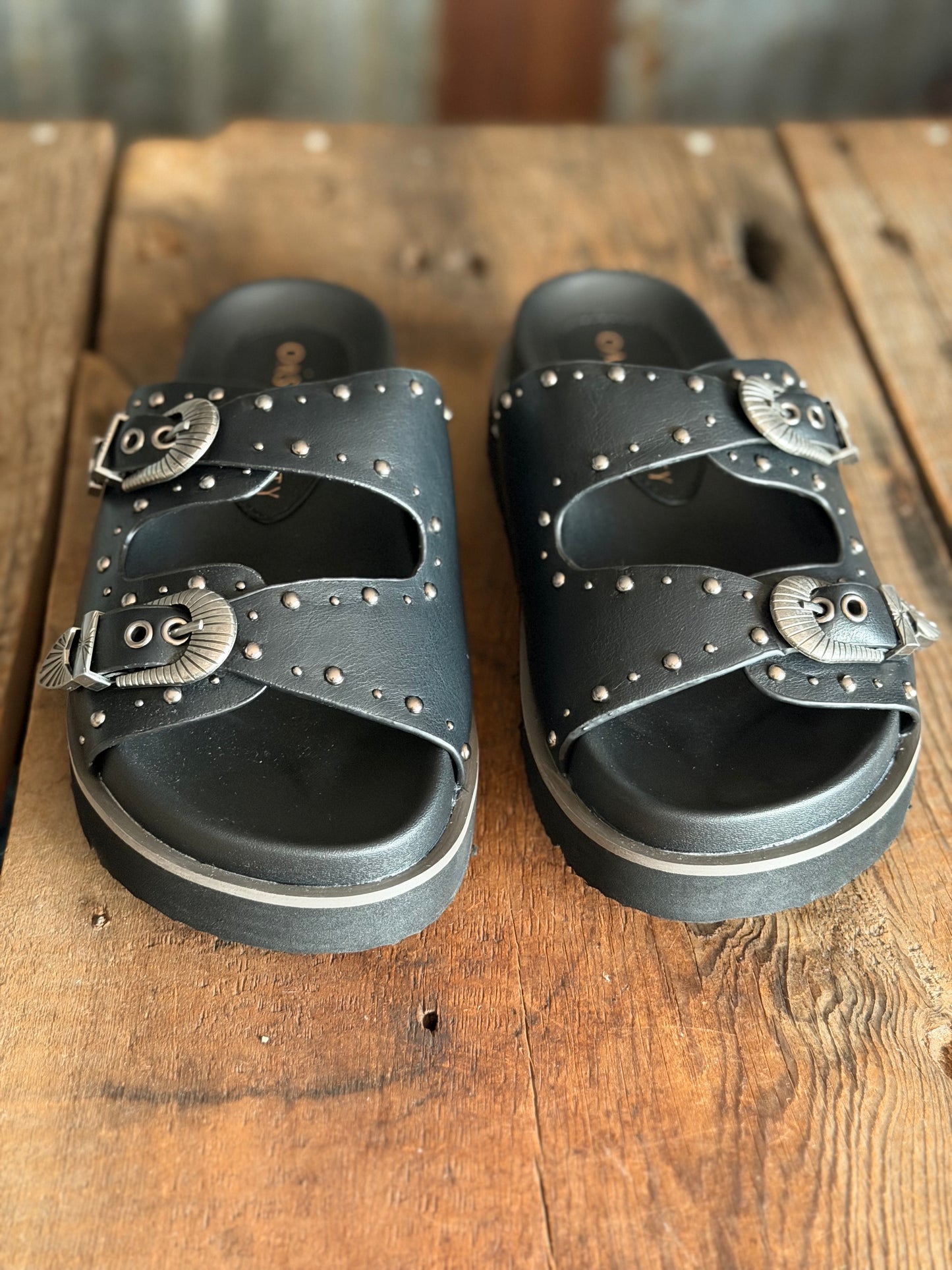 Studded Slides