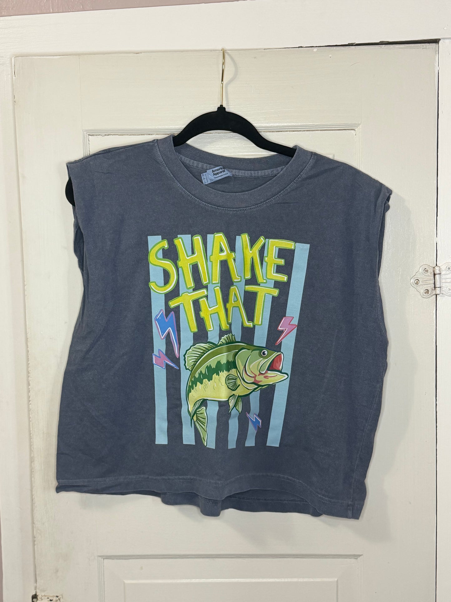 Shake That Tank - Cropped