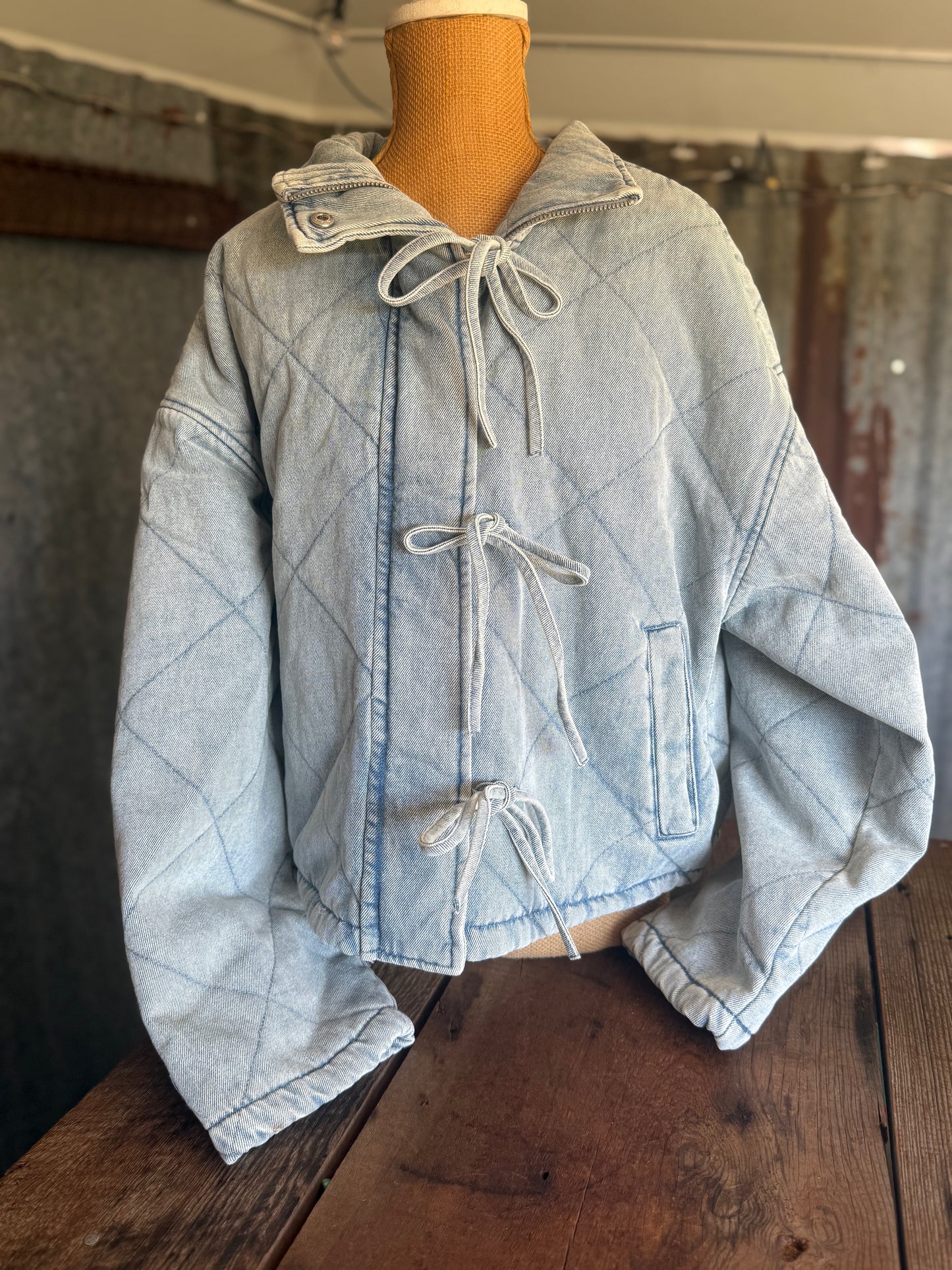 Quilted Denim Dandy Jacket - Light Wash