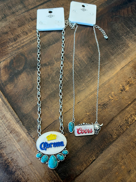 bEeR nEcKlAcE