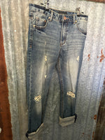Cropped Distressed Jean