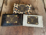 cArD hOlDeRs