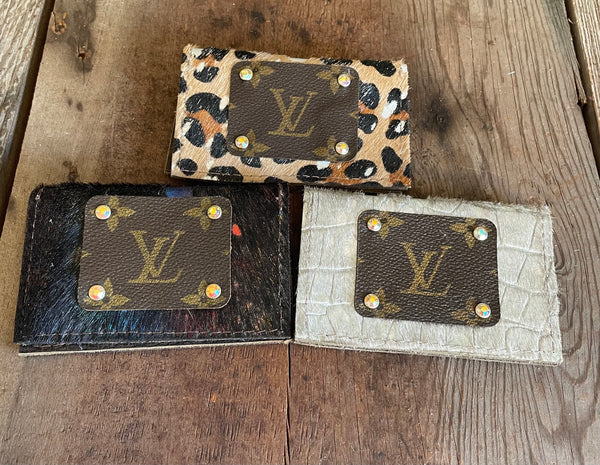 cArD hOlDeRs